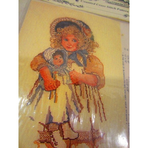 JAN HAGARA Counted cross stitch Peggy Sue Bonnet kit C22327 - Picture 4 of 4